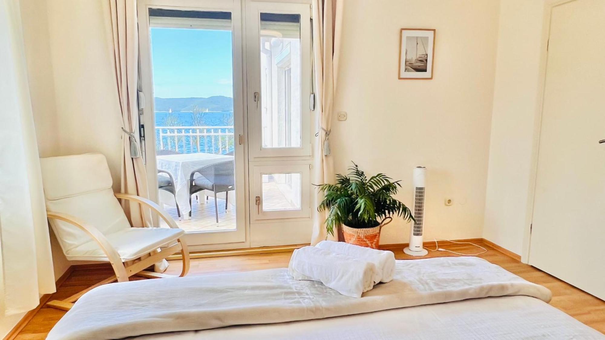 Luxury Beach Villa W Sea Sunset Views Шибеник Экстерьер фото